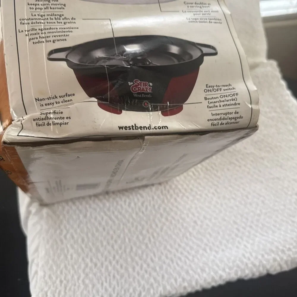 West Bend 82505 Stir Crazy 6 Qt Popcorn Popper New Open Box Red